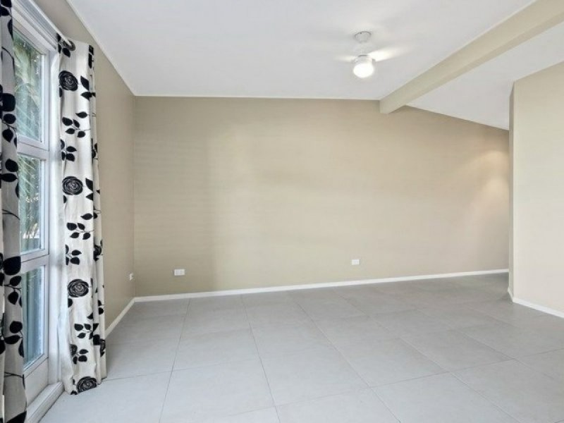 151 Redland Bay Road, Capalaba QLD 4157