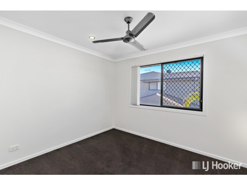 2/8 Sandalwood Street, Thornlands QLD 4164