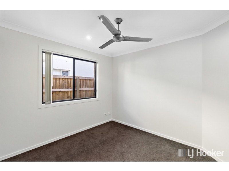 2/8 Sandalwood Street, Thornlands QLD 4164