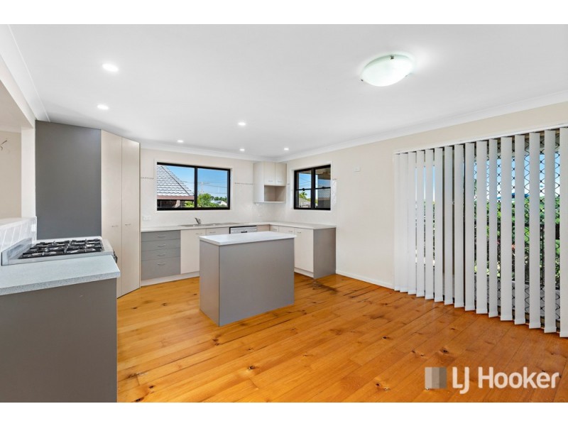 8 Macadamia Street, Victoria Point QLD 4165