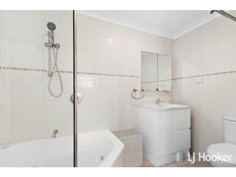 8 Macadamia Street, Victoria Point QLD 4165