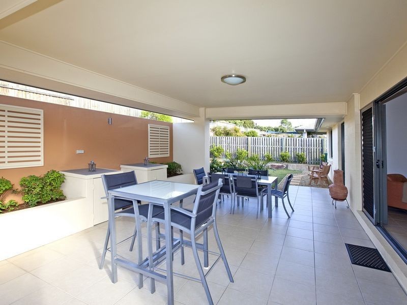 5 Balfour Place, Thornlands QLD 4164