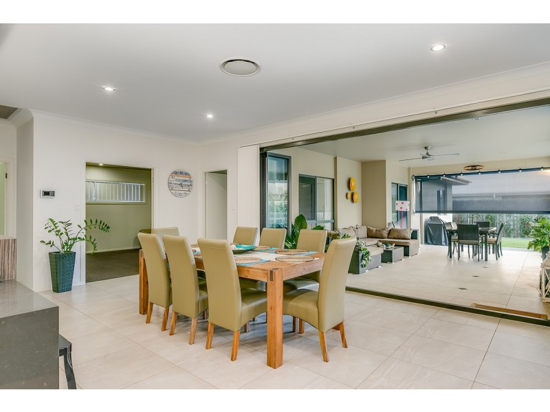 5 Rosemary Street, Thornlands QLD 4164