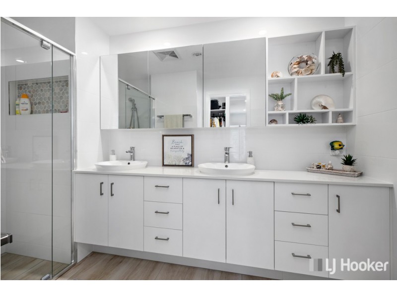 57/45 Shore Street East, Cleveland QLD 4163