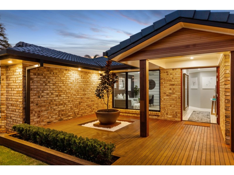 22 Nottingham Drive, Victoria Point QLD 4165