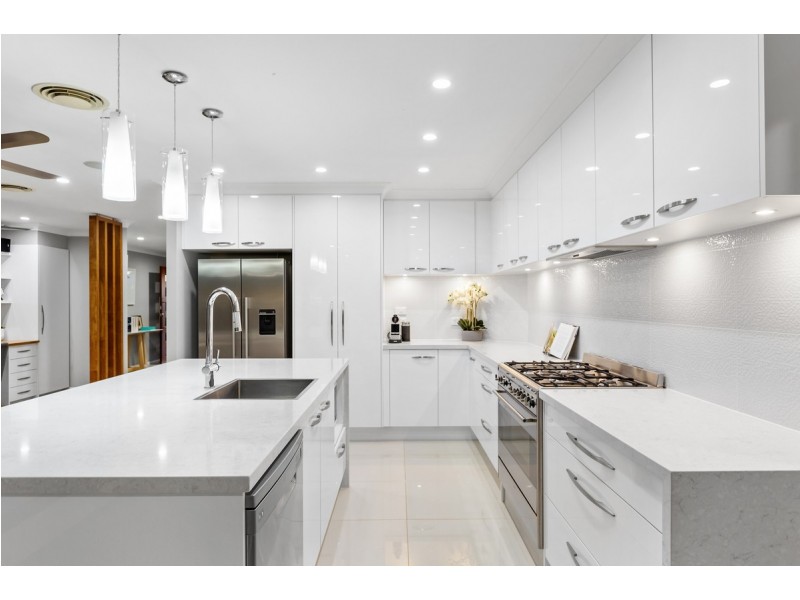 22 Nottingham Drive, Victoria Point QLD 4165