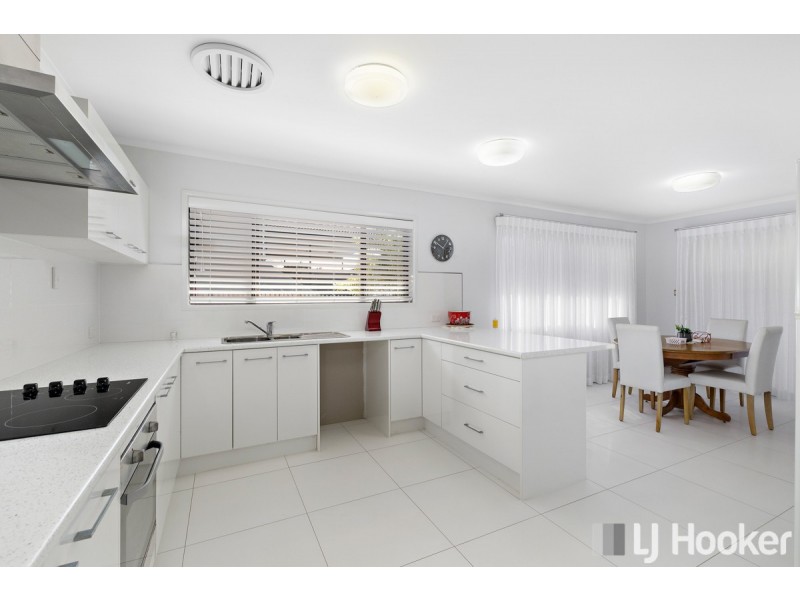 18 Paranka Drive South, Cleveland QLD 4163