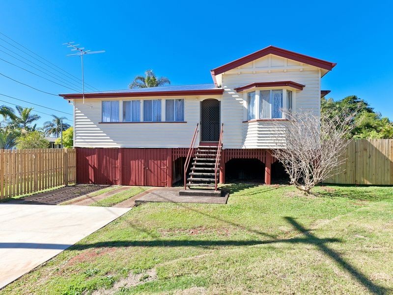 12 Station Street, Wellington Point QLD 4160