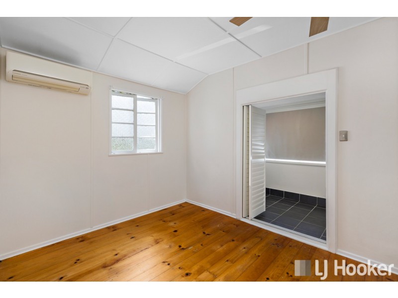 20 Carbethon Street, Manly QLD 4179