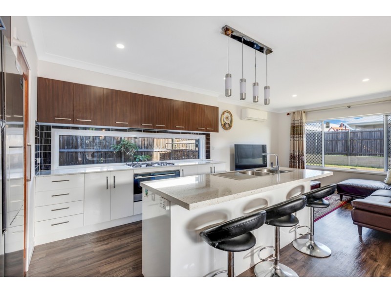 10 Tide Place, Thornlands QLD 4164