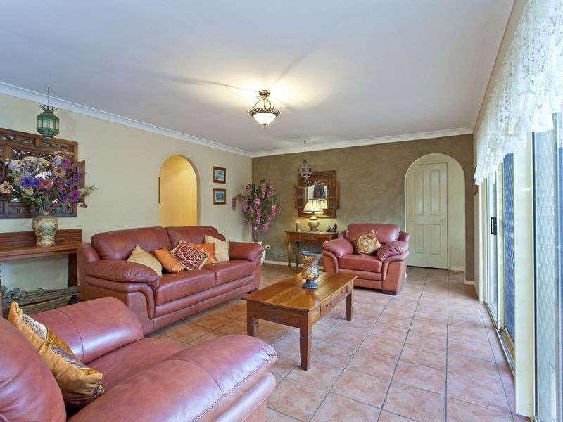 5 Newlands Street, Redland Bay QLD 4165