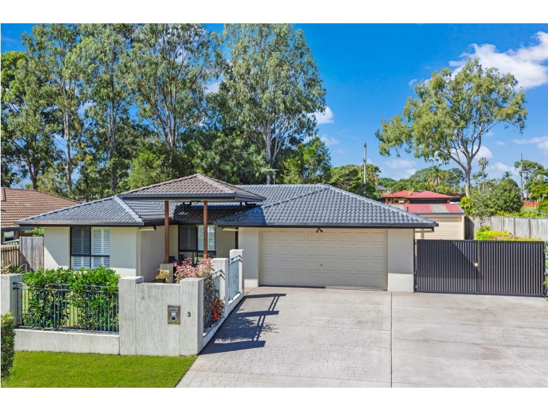 3 Pinelands Circuit, Redland Bay QLD 4165