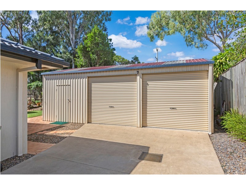 3 Pinelands Circuit, Redland Bay QLD 4165