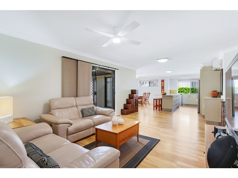 3 Pinelands Circuit, Redland Bay QLD 4165