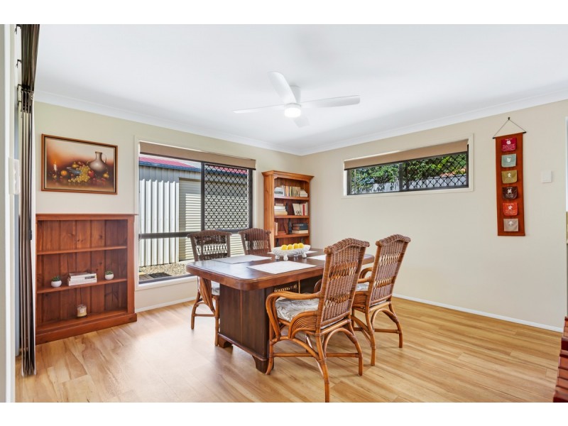 3 Pinelands Circuit, Redland Bay QLD 4165