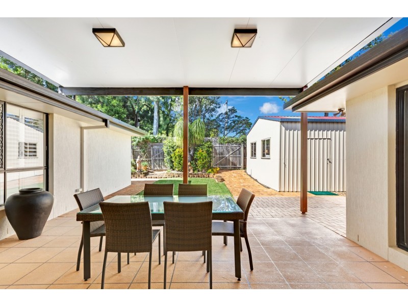 3 Pinelands Circuit, Redland Bay QLD 4165