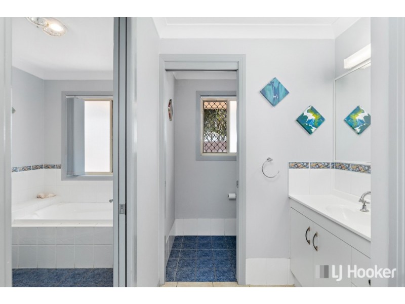 23 Mallan Terrace, Birkdale QLD 4159