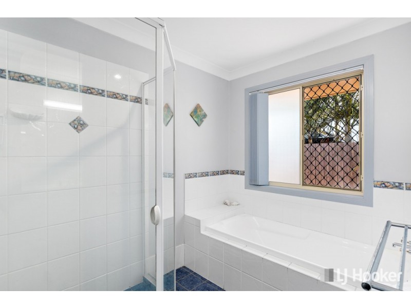 23 Mallan Terrace, Birkdale QLD 4159