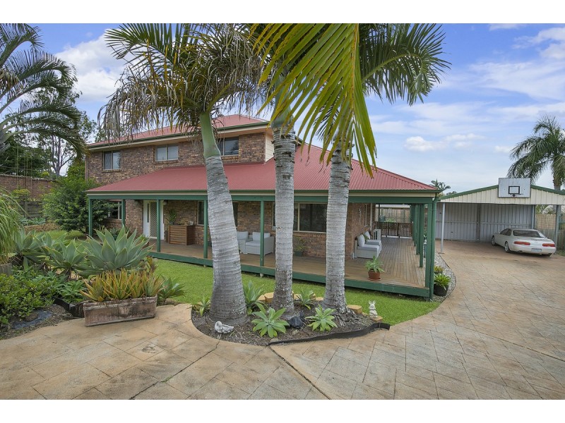 2 Rosewood Street, Birkdale QLD 4159
