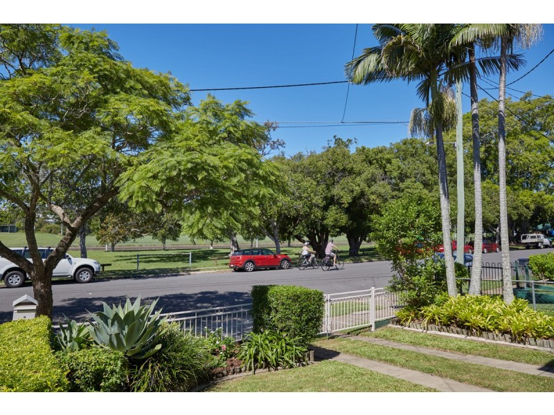 71a Baron Street, Greenslopes QLD 4120