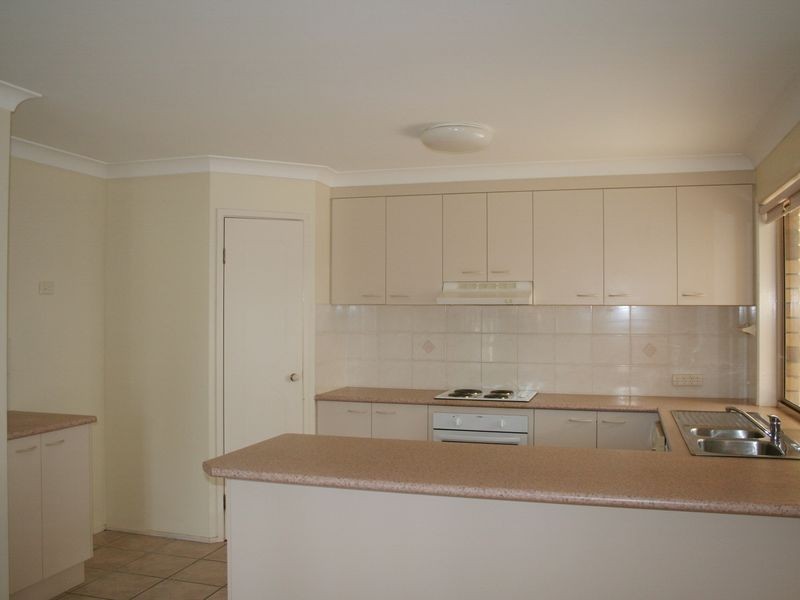 5 Camdre Court, Cleveland QLD 4163