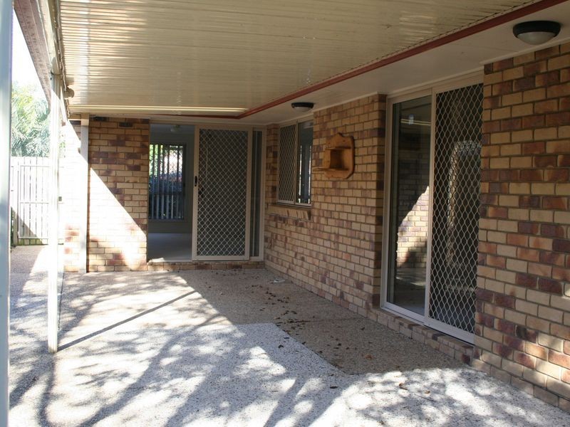 5 Camdre Court, Cleveland QLD 4163