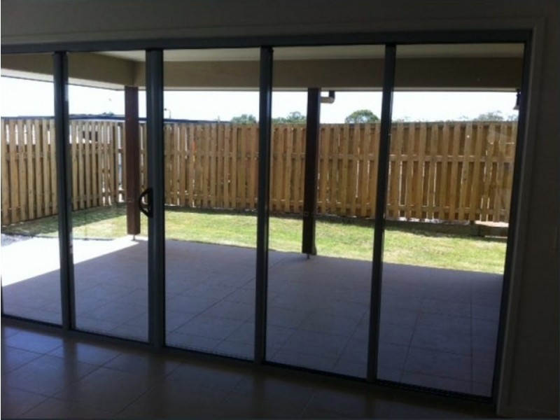 5 Rowe Crescent, Thornlands QLD 4164