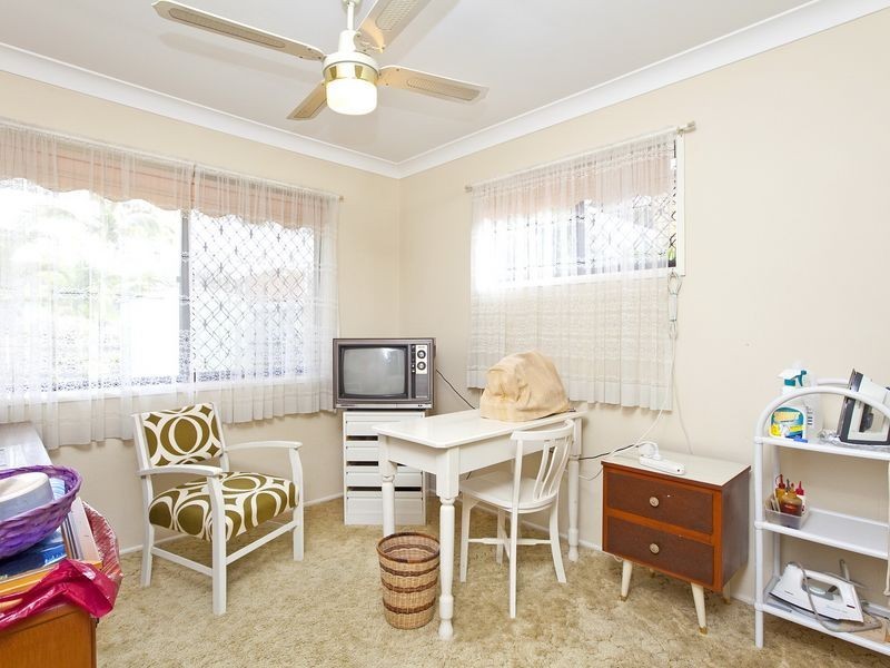 27 Ocean Street, Cleveland QLD 4163