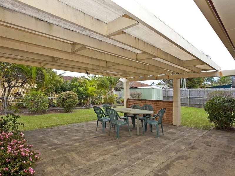 27 Ocean Street, Cleveland QLD 4163