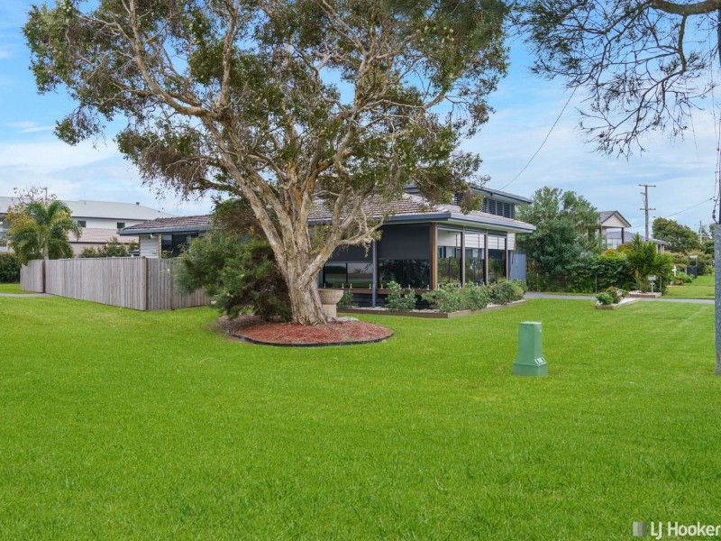 41 Thompson Esplanade, Victoria Point QLD 4165