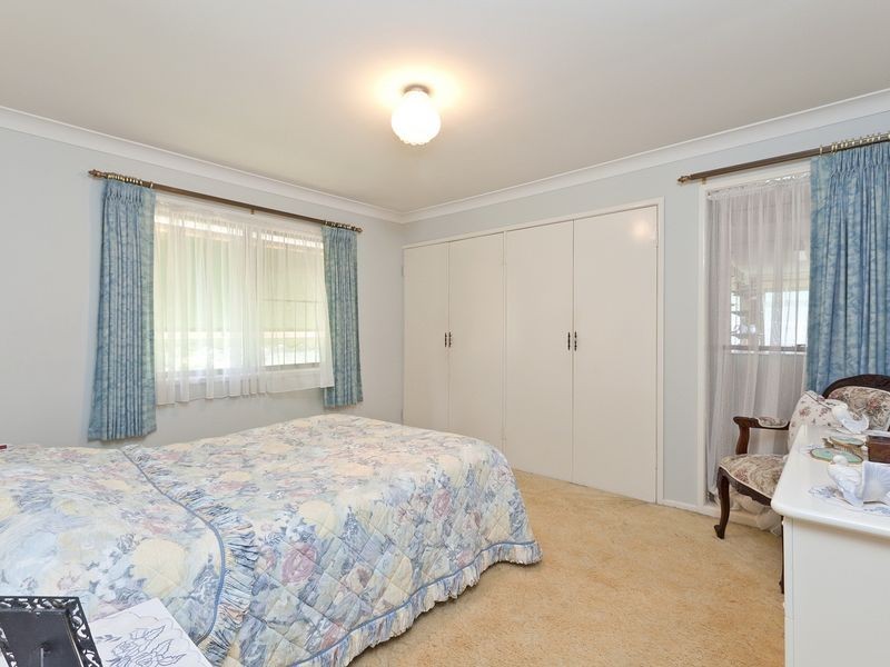 18 Hampshire Crescent, Alexandra Hills QLD 4161