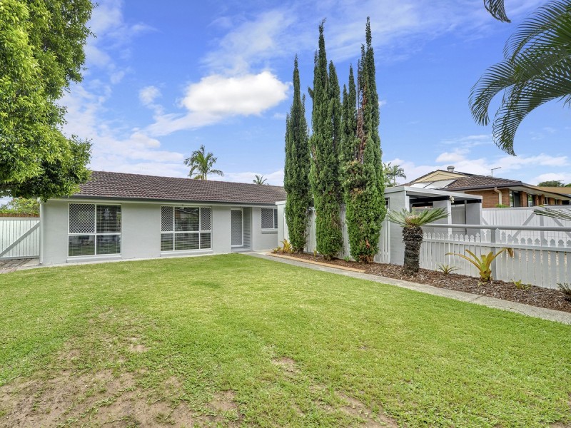 11 Sycamore Parade, Victoria Point QLD 4165
