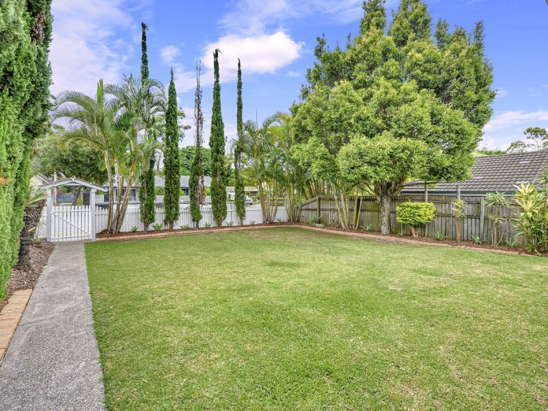 11 Sycamore Parade, Victoria Point QLD 4165