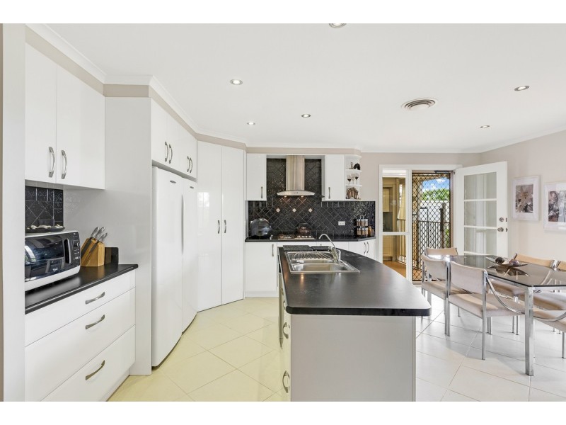 7 Moreton View Parade, Redland Bay QLD 4165