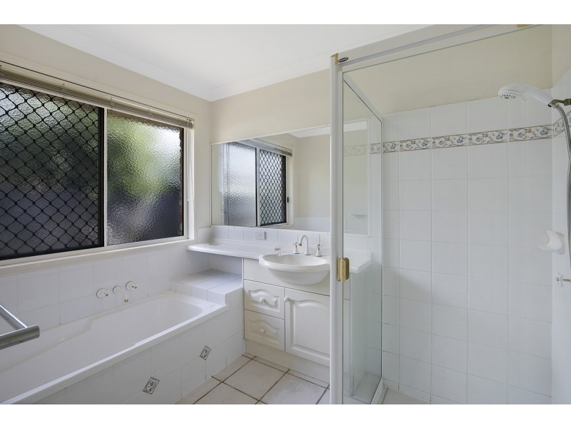 15 Goleby Esplanade, Cleveland QLD 4163