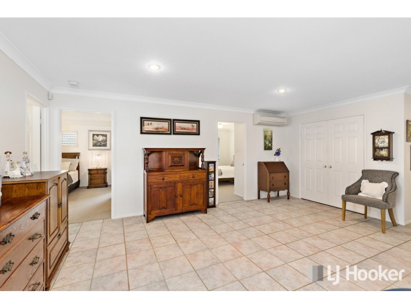 19 Viewfield Street, Redland Bay QLD 4165