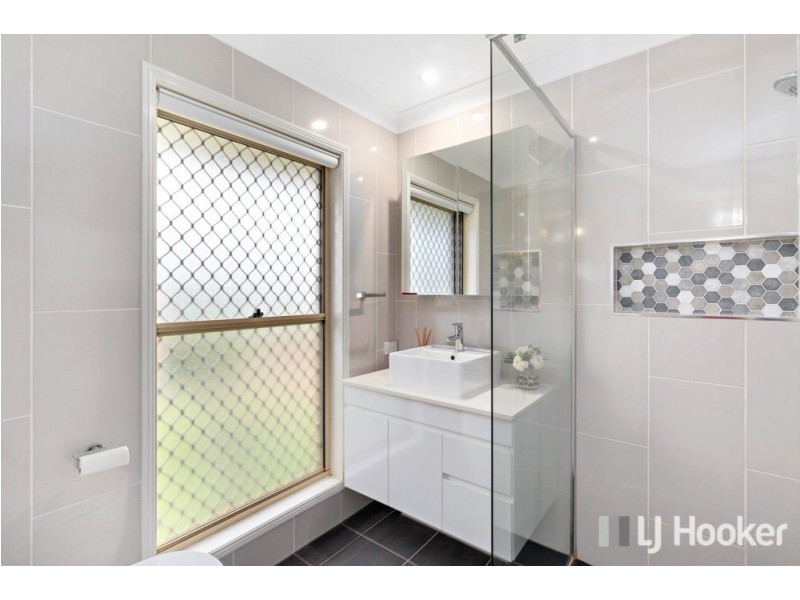 19 Viewfield Street, Redland Bay QLD 4165