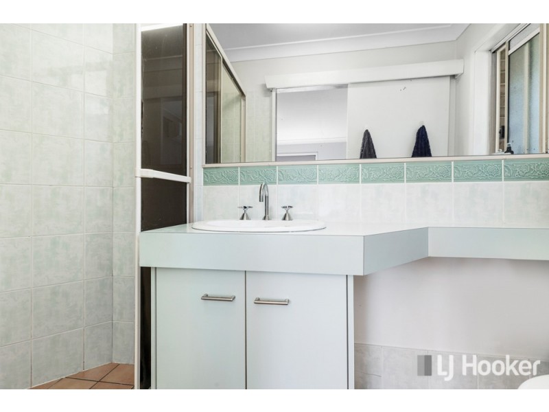 8 Ashwood Circuit, Birkdale QLD 4159