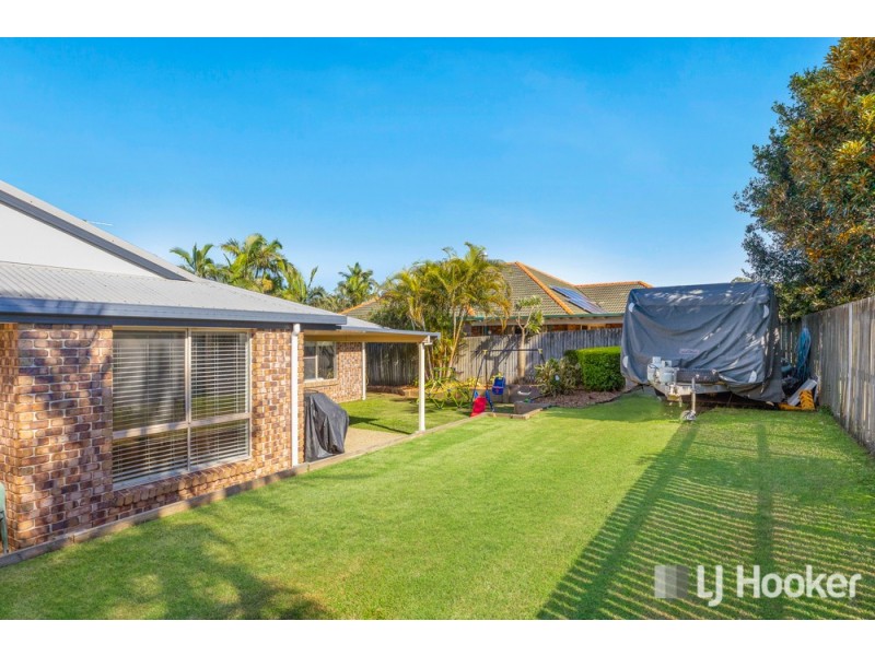 8 Ashwood Circuit, Birkdale QLD 4159