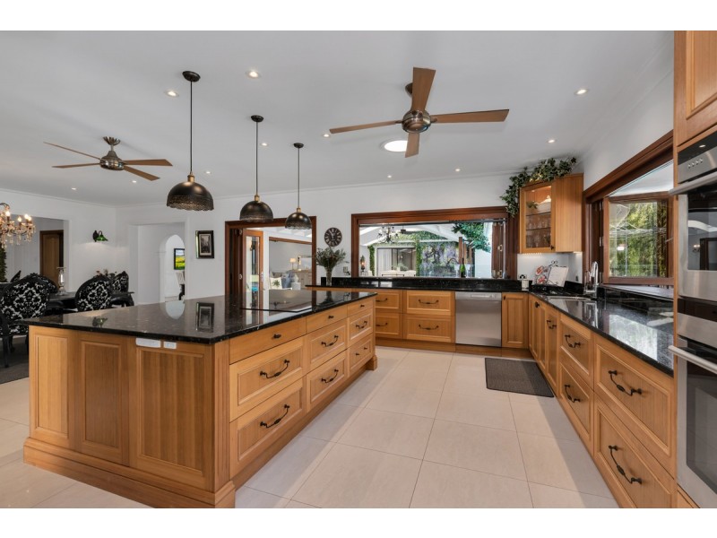 54 Ribonwood Street, Thornlands QLD 4164