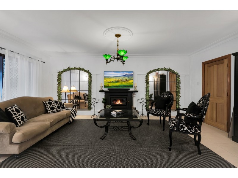 54 Ribonwood Street, Thornlands QLD 4164