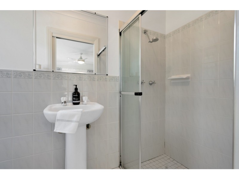 54 Ribonwood Street, Thornlands QLD 4164