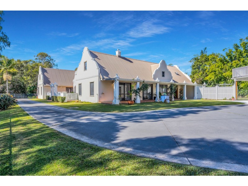 54 Ribonwood Street, Thornlands QLD 4164