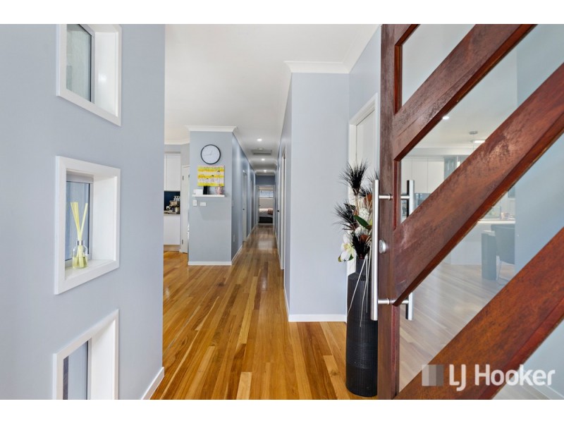 2 Cimmaron Circuit, Thornlands QLD 4164