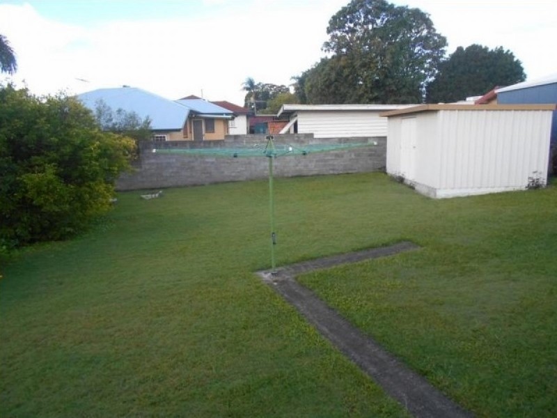 5 Claymeade Street, Wynnum QLD 4178