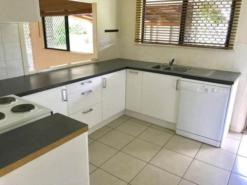 51 Thorne Road, Birkdale QLD 4159