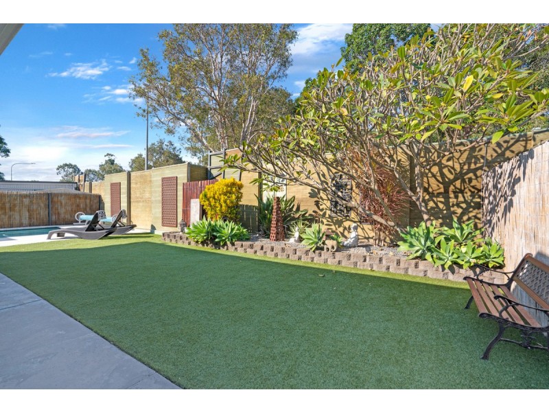 13 Red Gum Crescent, Wakerley QLD 4154