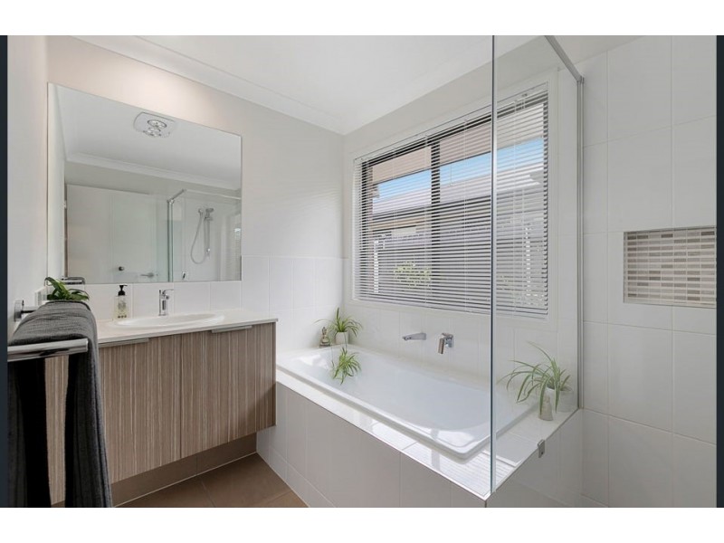 15 Mcpherson Street, Thornlands QLD 4164