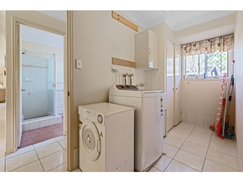 1 Amber Place, Alexandra Hills QLD 4161