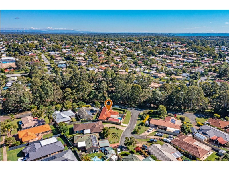 1 Amber Place, Alexandra Hills QLD 4161